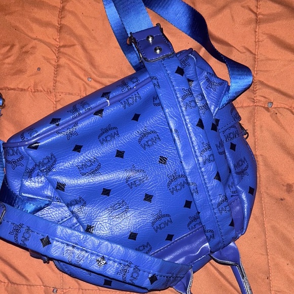 MCM BLUE STARK SIDE NON STUDDED BACKPACK IN VISETOS - Picture 2 of 5